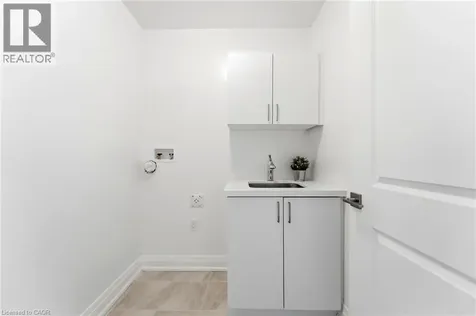 23 Woodvalley Court Hamilton ON L9B 2S7