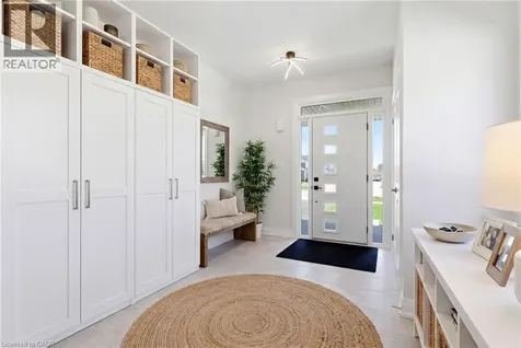 23 Woodvalley Court Hamilton ON L9B 2S7