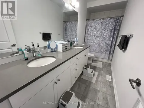687 Lamb Street Innisfil ON L9S 0R7