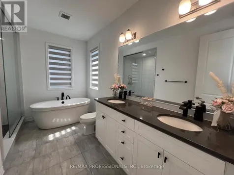687 Lamb Street Innisfil ON L9S 0R7
