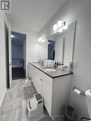 687 Lamb Street Innisfil ON L9S 0R7