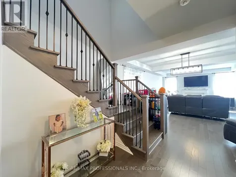 687 Lamb Street Innisfil ON L9S 0R7