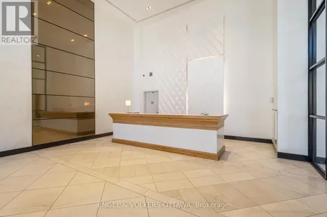 255 Bay Street Ottawa ON K1R 0C5