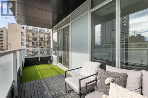 255 Bay Street Ottawa ON K1R 0C5