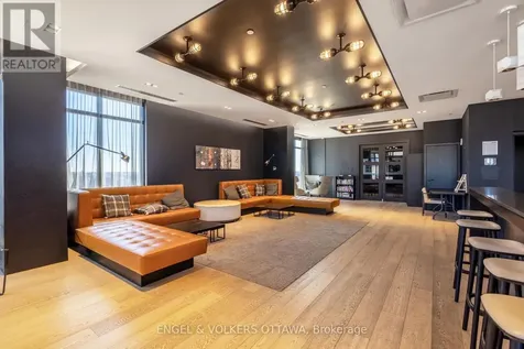 255 Bay Street Ottawa ON K1R 0C5