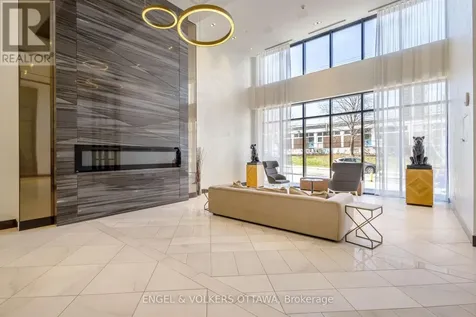 255 Bay Street Ottawa ON K1R 0C5
