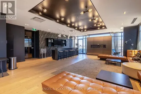 255 Bay Street Ottawa ON K1R 0C5
