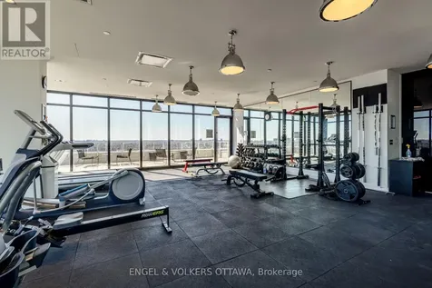 255 Bay Street Ottawa ON K1R 0C5