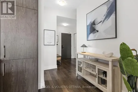 255 Bay Street Ottawa ON K1R 0C5