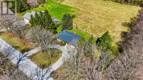 742053 4a Sideroad Chatsworth ON N0H 1K0