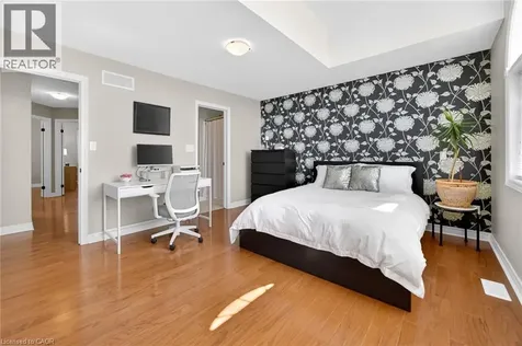 21 Mullin Drive Guelph ON N1E 0E1