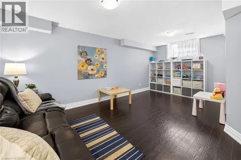21 Mullin Drive Guelph ON N1E 0E1