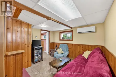 33 B3 Road Rideau Lakes ON K0G 1L0