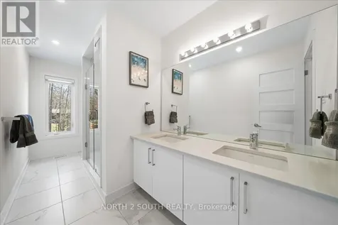118 Berkely Street Wasaga Beach ON L9Z 0K5