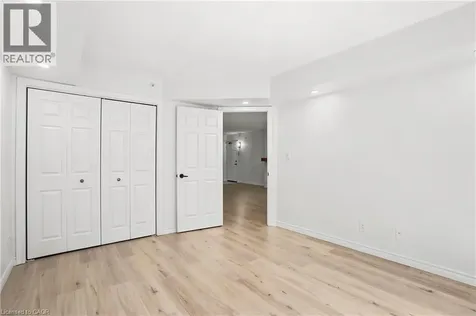 4003 Kilmer Drive Burlington ON L7M 4M1