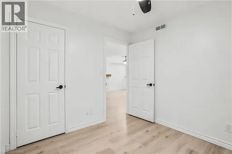 4003 Kilmer Drive Burlington ON L7M 4M1