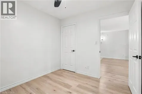 4003 Kilmer Drive Burlington ON L7M 4M1