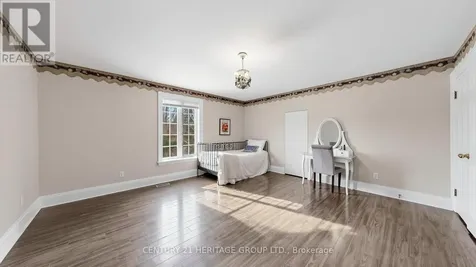 21455 Warden Avenue East Gwillimbury ON L0G 1R0