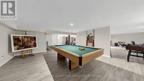 21455 Warden Avenue East Gwillimbury ON L0G 1R0