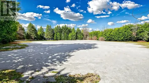 21455 Warden Avenue East Gwillimbury ON L0G 1R0