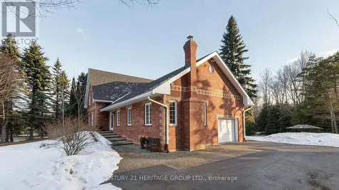 21455 Warden Avenue East Gwillimbury ON L0G 1R0