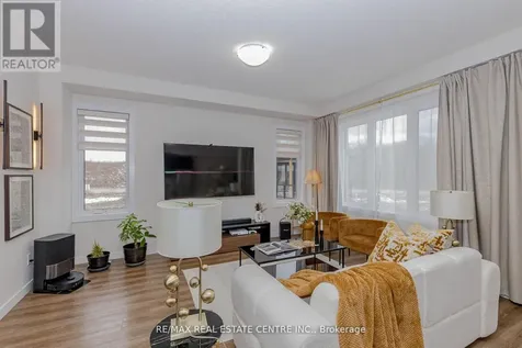 8 Moon Crescent Cambridge ON N1S 0C4