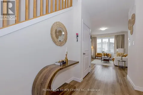 8 Moon Crescent Cambridge ON N1S 0C4