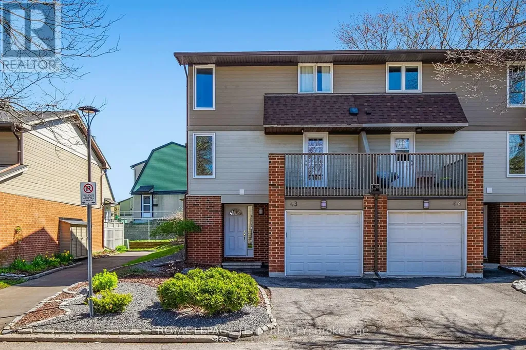 3205 Uplands Drive Northeast Ottawa ON K1V 9T3