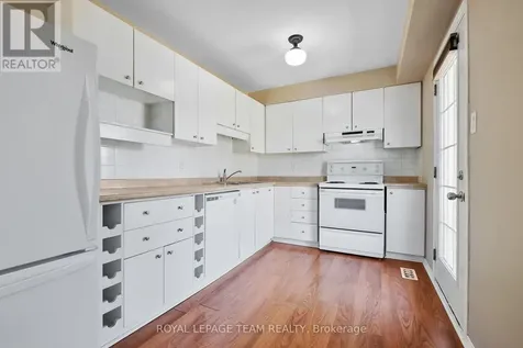 3205 Uplands Drive Northeast Ottawa ON K1V 9T3
