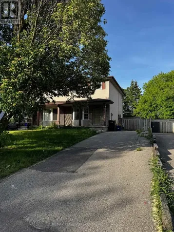 109 Connelly Drive Kitchener ON N2N 2T9