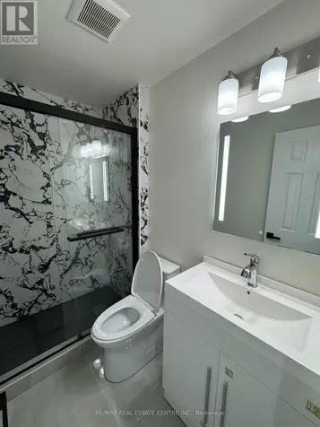 109 Connelly Drive Kitchener ON N2N 2T9