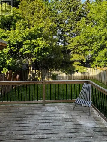 109 Connelly Drive Kitchener ON N2N 2T9