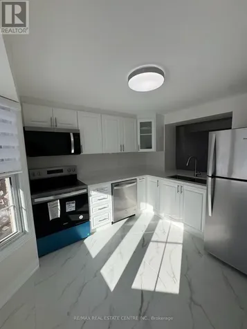109 Connelly Drive Kitchener ON N2N 2T9