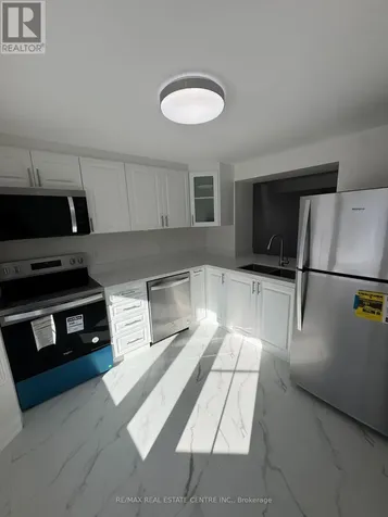 109 Connelly Drive Kitchener ON N2N 2T9