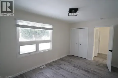 79 Kortright Road West Guelph ON N1G 3B3
