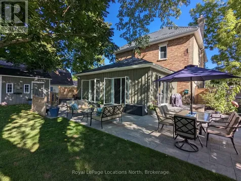 138 Bruce Street South Blue Mountains ON N0H 2P0