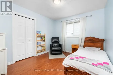 246 16th Avenue Crescent Hanover ON N4N 3V3