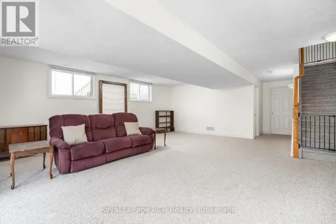 246 16th Avenue Crescent Hanover ON N4N 3V3