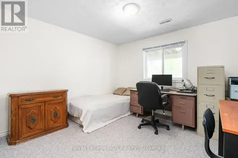 246 16th Avenue Crescent Hanover ON N4N 3V3