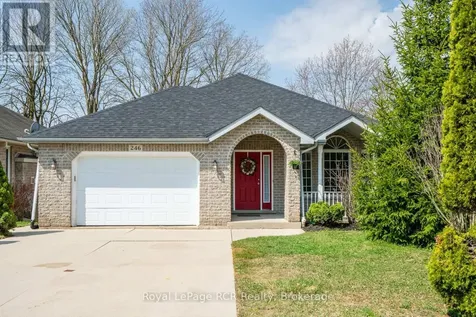 246 16th Avenue Crescent Hanover ON N4N 3V3