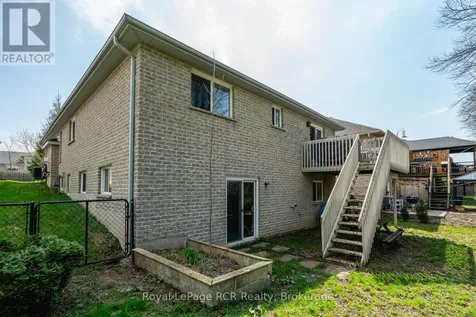 246 16th Avenue Crescent Hanover ON N4N 3V3