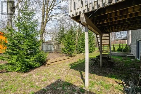 246 16th Avenue Crescent Hanover ON N4N 3V3
