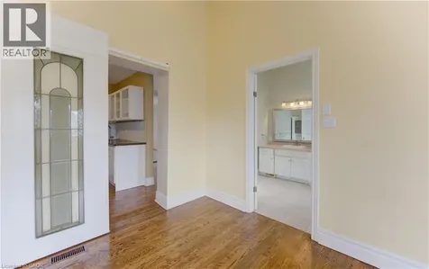 163 Binscarth Road Kitchener ON N2M 3E4