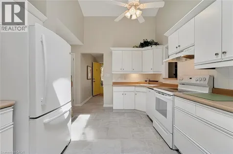 10325 Grand Oaks Drive Grand Bend ON N0M 1T0