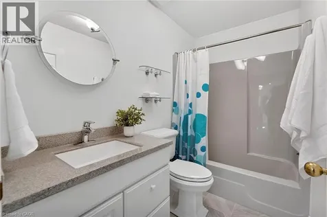 10325 Grand Oaks Drive Grand Bend ON N0M 1T0