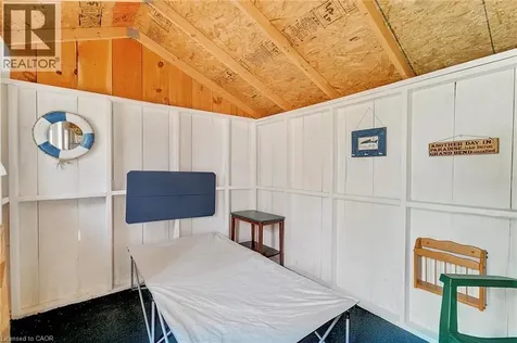 10325 Grand Oaks Drive Grand Bend ON N0M 1T0