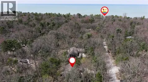 10325 Grand Oaks Drive Grand Bend ON N0M 1T0