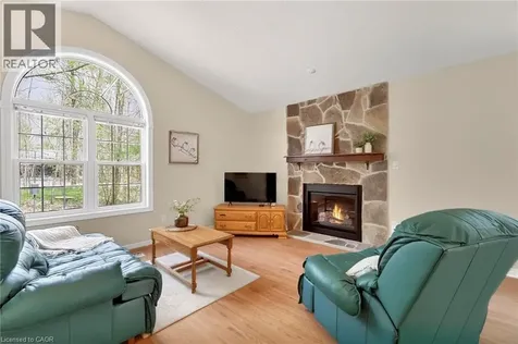 10325 Grand Oaks Drive Grand Bend ON N0M 1T0