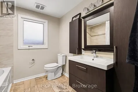 15 Wedgewood Crescent Ottawa ON K1B 4B5