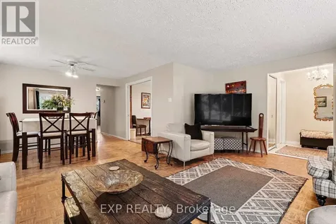 15 Wedgewood Crescent Ottawa ON K1B 4B5